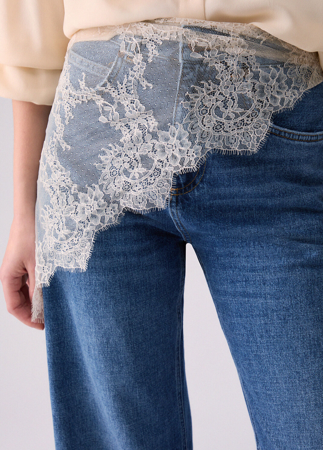 Jeans acampanados con bandana denim azul Liu Jo - large image number 4