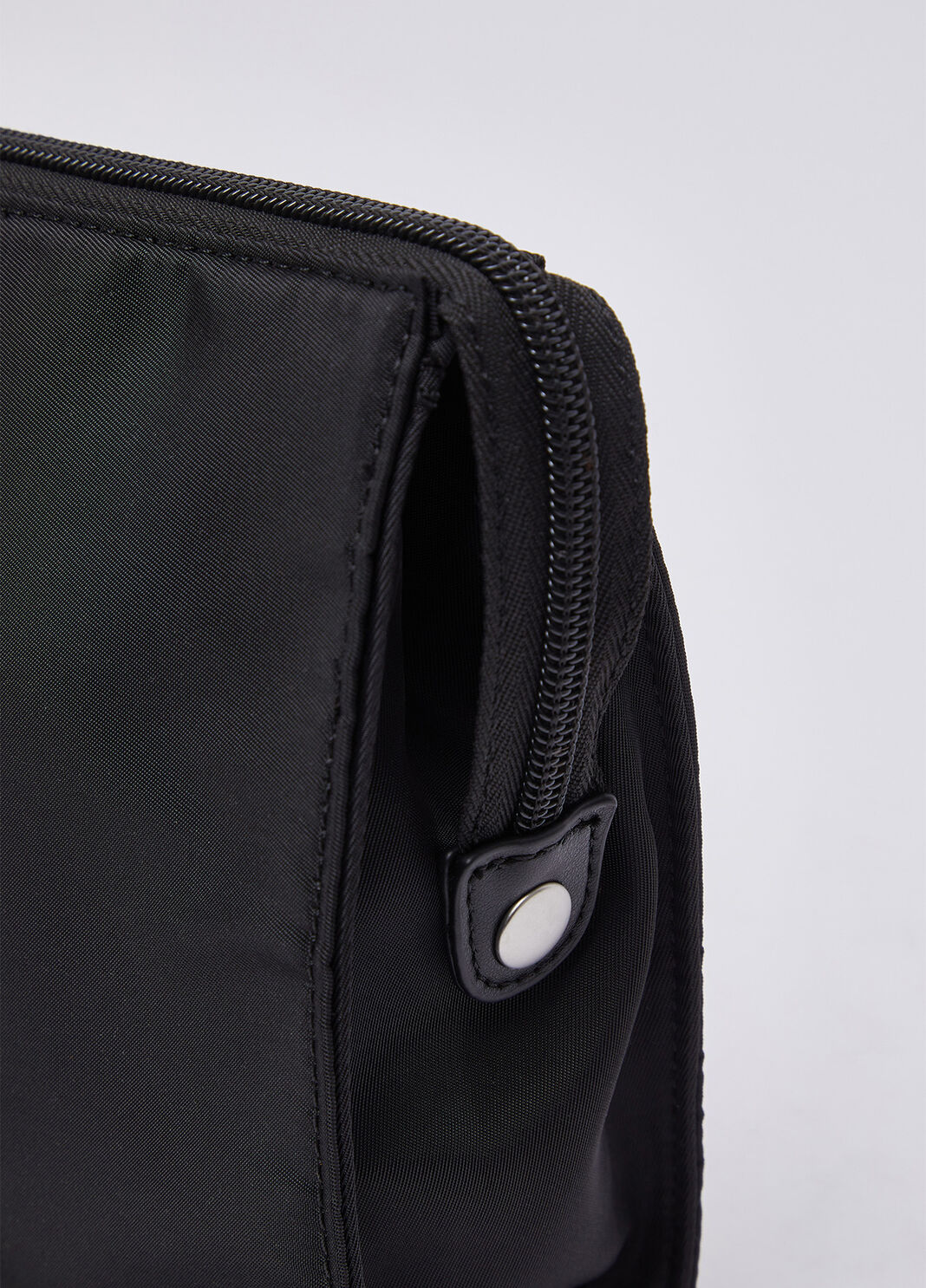 Pochette en nylon noir Liu Jo - large image number 4