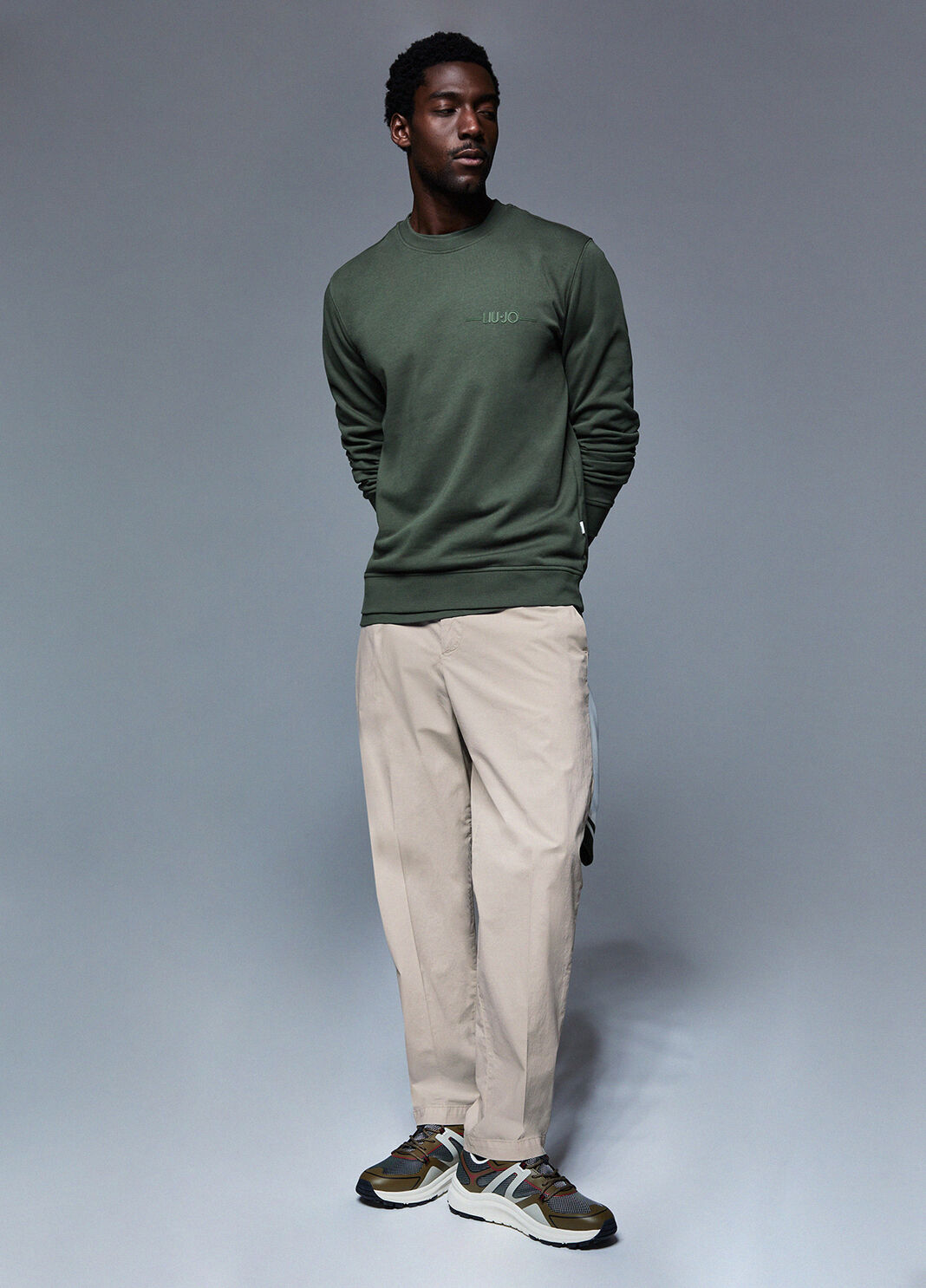 Pantal&oacute;n chino de corte recto beige Liu Jo - large image number 3
