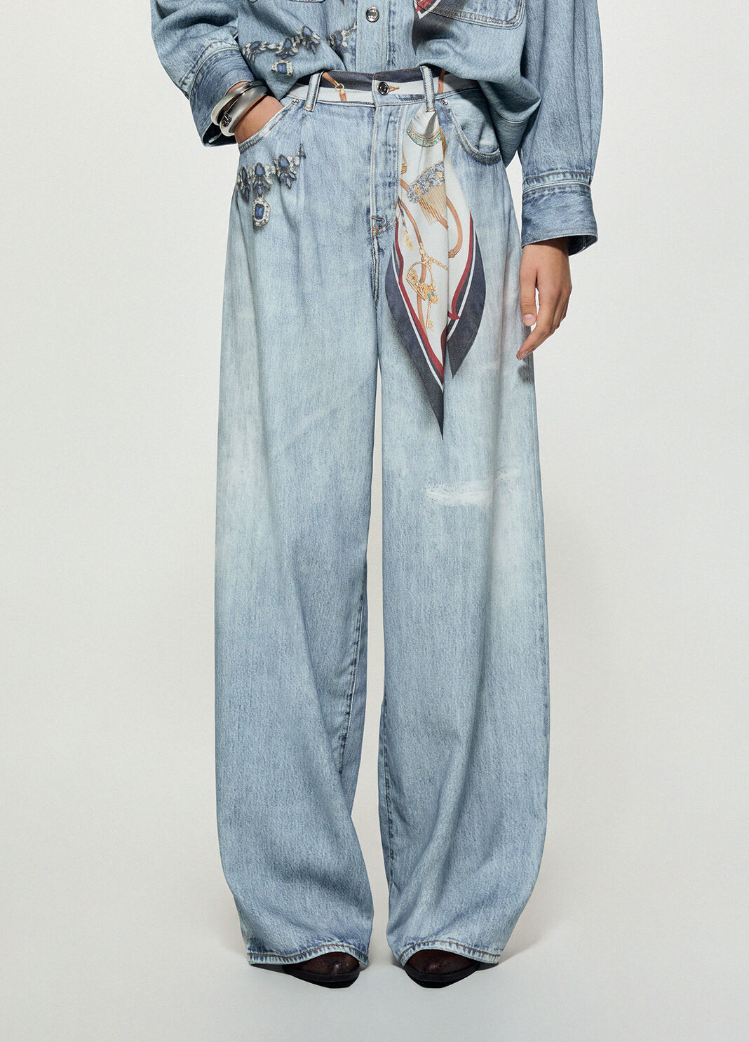 Flare-Jeans mit Tuch heller Denim Liu Jo - large image number 0