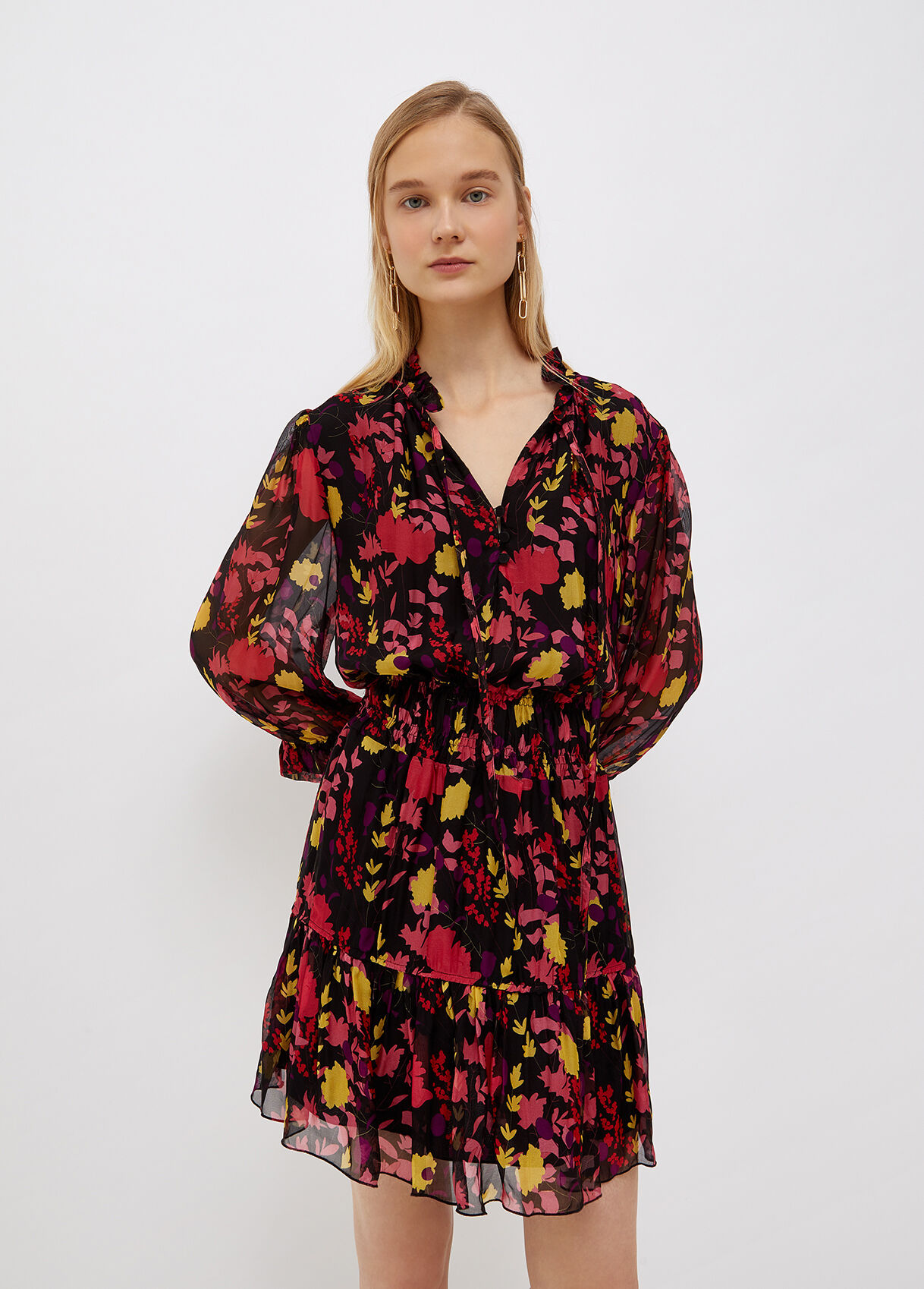 robe courte à fleurs