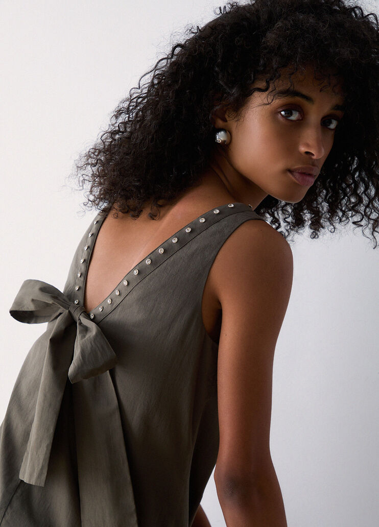 Langes Kleid mit eingefassten Schmucksteinen Olivgr&uuml;n Liu Jo - medium