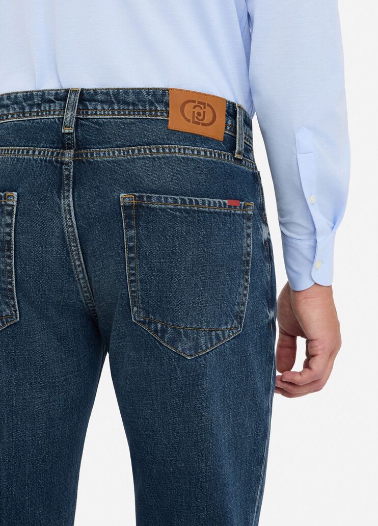 Jeans im Tapered-Fit aus Baumwolle in Used-Optik Denimblau Liu Jo - large image number 2 Jeans im Tapered-Fit aus Baumwolle in Used-Optik Denimblau Liu Jo - large image number 2