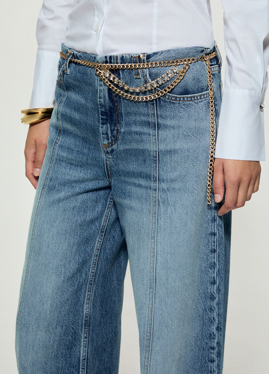 Flare-Jeans mit G&uuml;rtel Schmuck heller Denim Liu Jo - large image number 4