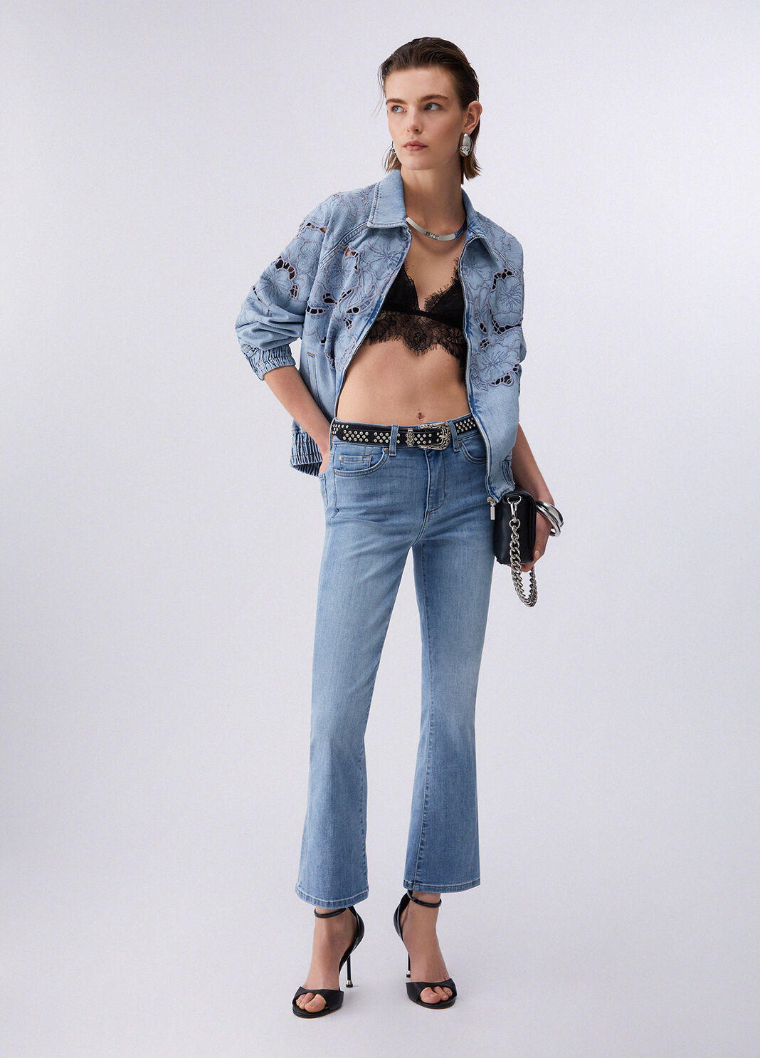Jean bootcut cropped denim bleu fonc&eacute; Liu Jo - large image number 5