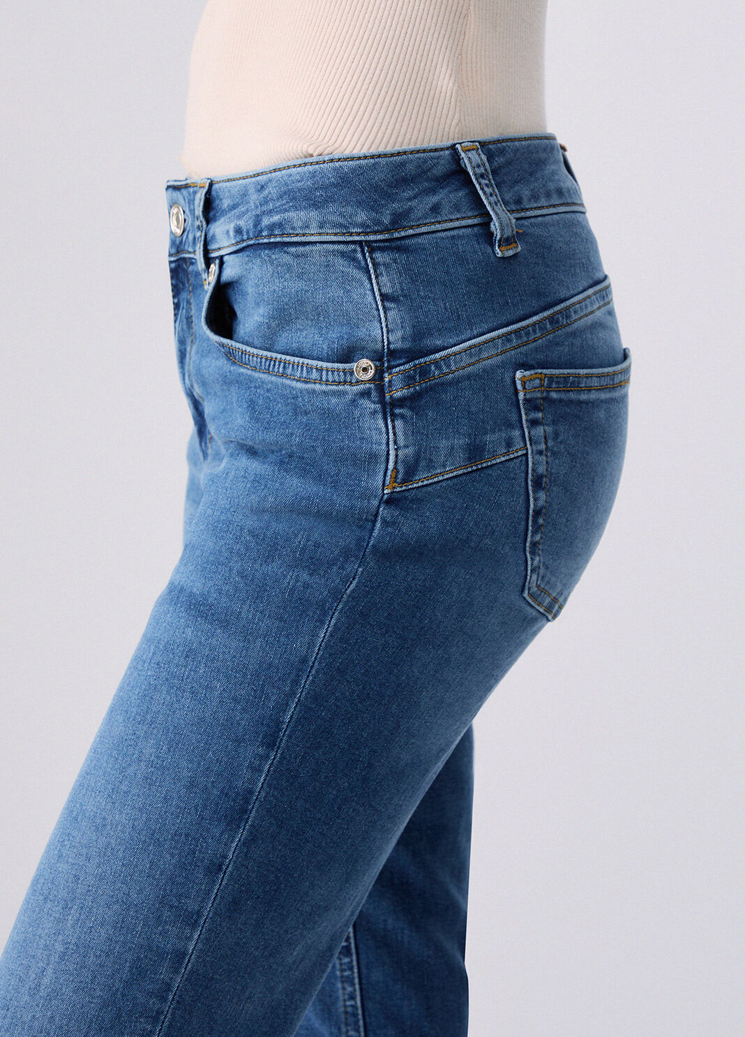 Jeans ajustados Amazing Fit denim azul Liu Jo - large image number 4