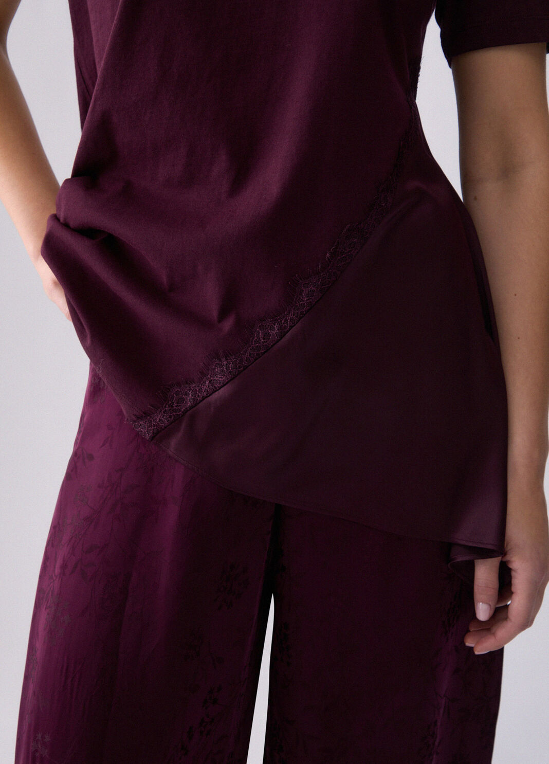 Bimaterial T-shirt aubergine Liu Jo - large image number 4