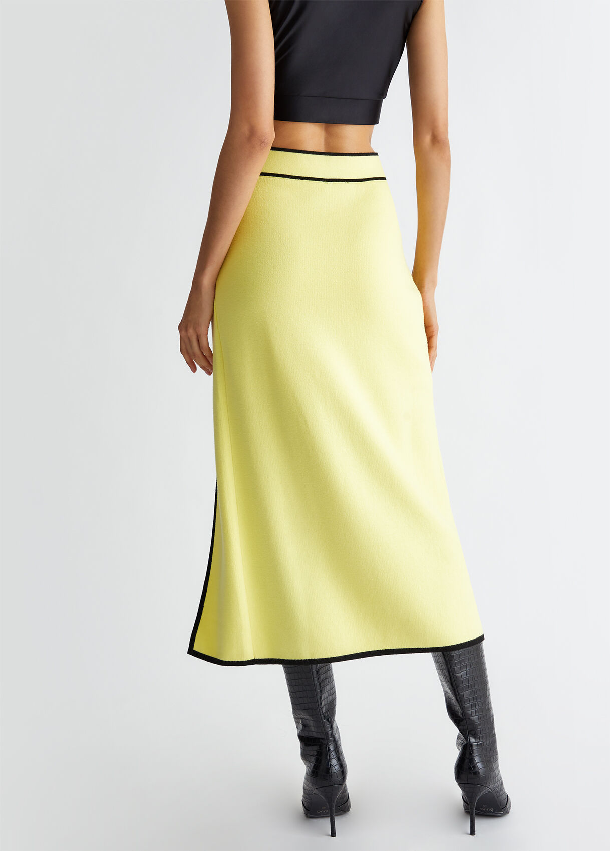 Yellow knit skirt 2025