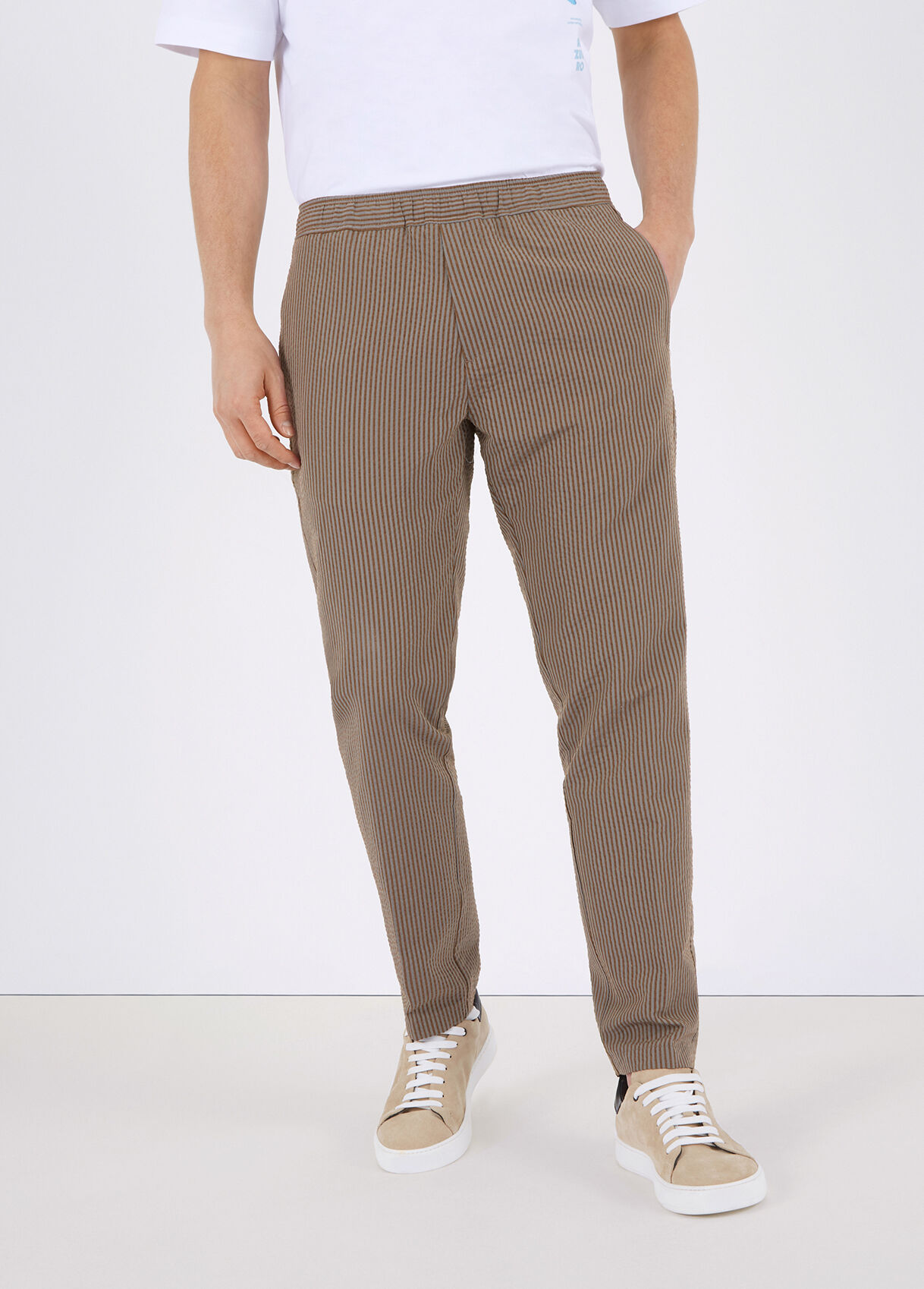 Men's trousers and shorts: chinos 