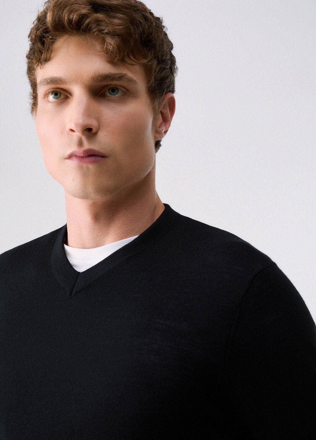 V-neck sweater in merino wool black Liu Jo - large image number 4