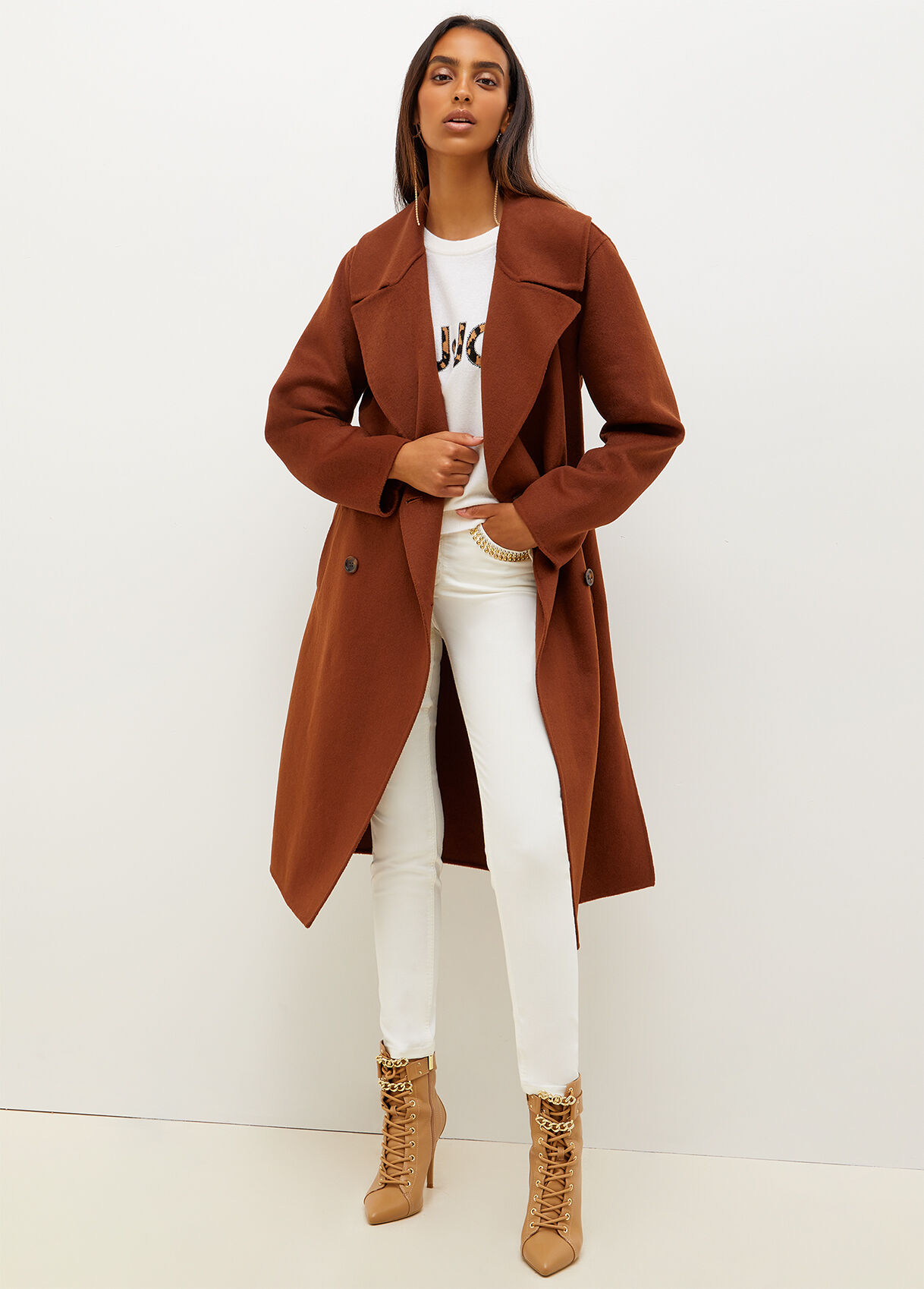 Women's Coats: Glamorous, Smart or 