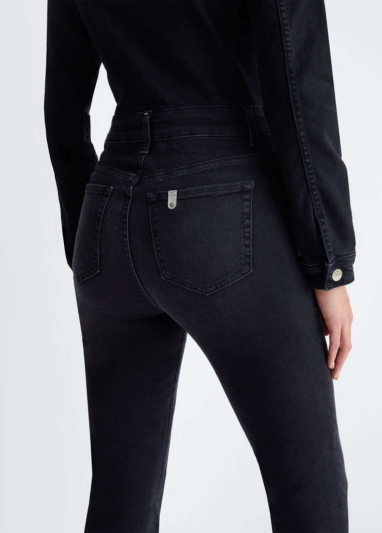 Salopette en toile denim couloer denim noir Liu Jo