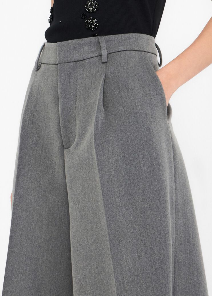 Бермуды с защипами серый Liu Jo - large image number 4 Бермуды с защипами серый Liu Jo - large image number 4