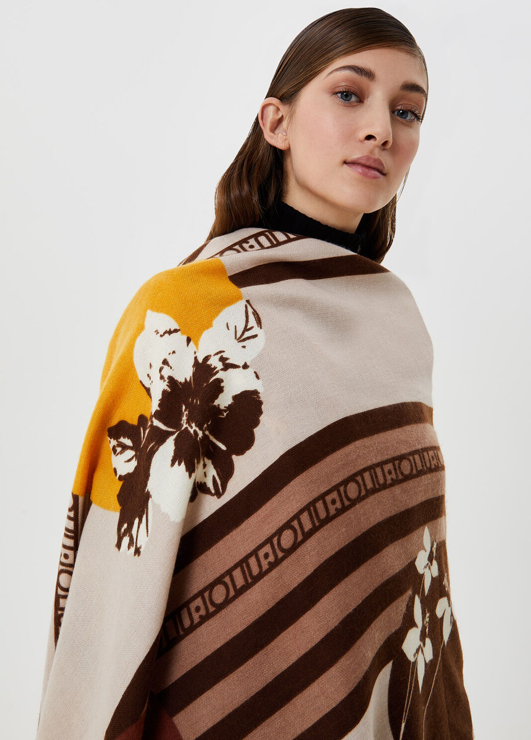 Shawl with print champagne Liu Jo - large image number 1