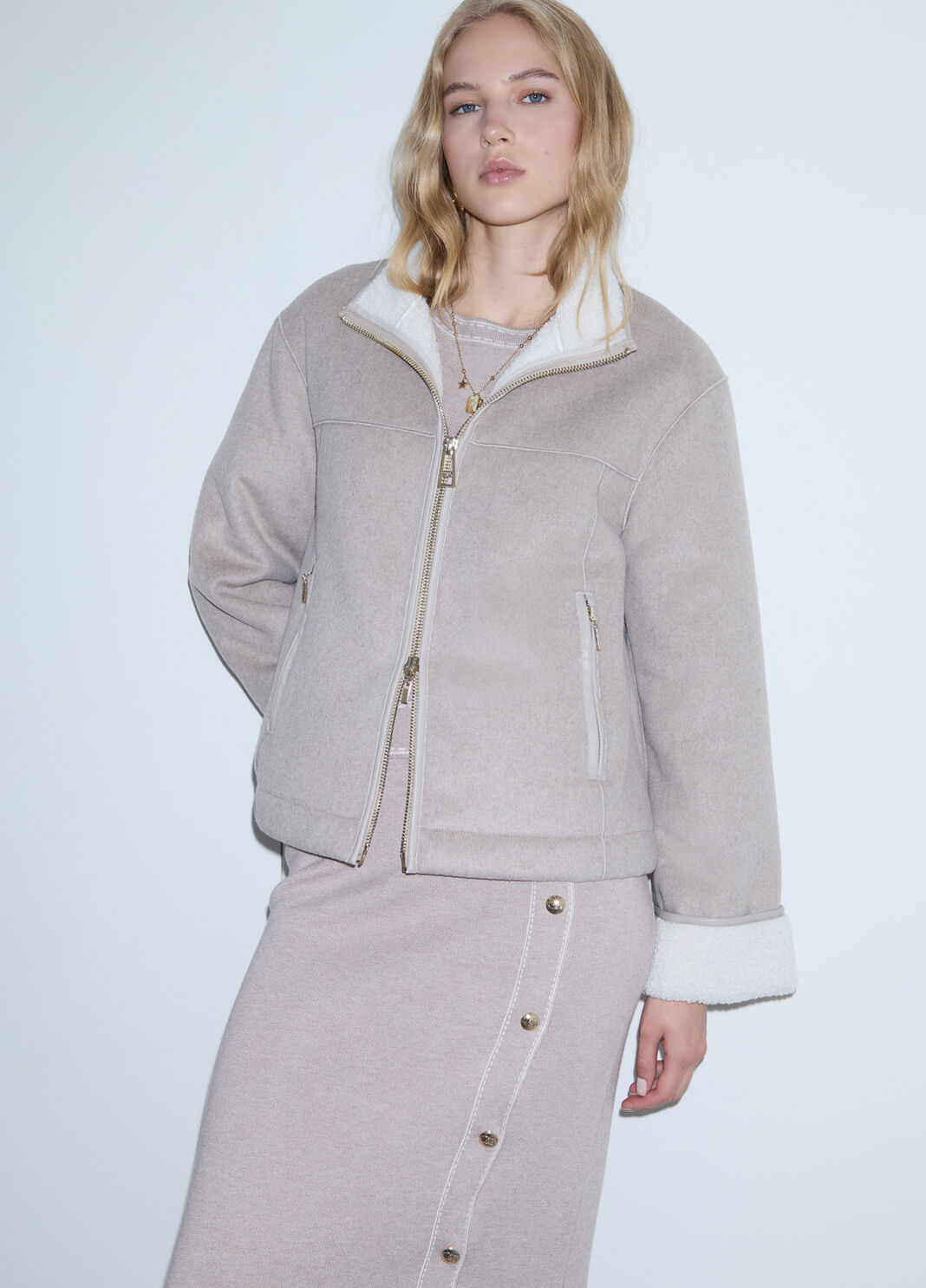 Jacke boxy aus Lammfell synthetisch beige Liu Jo - large image number 2