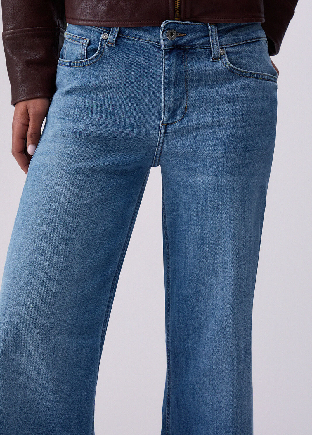 High-rise flared jeans light denim Liu Jo - large image number 4