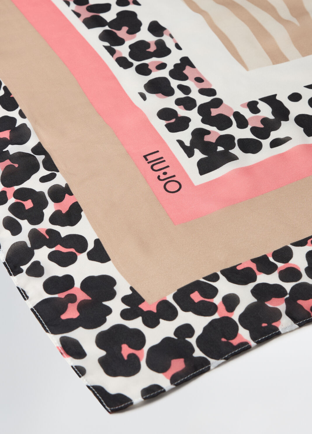 Foulard avec imprim&eacute; animalier corail Liu Jo - large image number 0