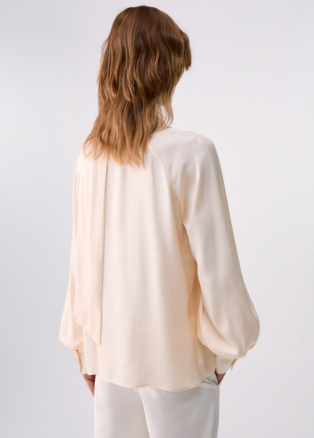 Bluse aus Satin mit Schleife  Liu Jo - large image number 1