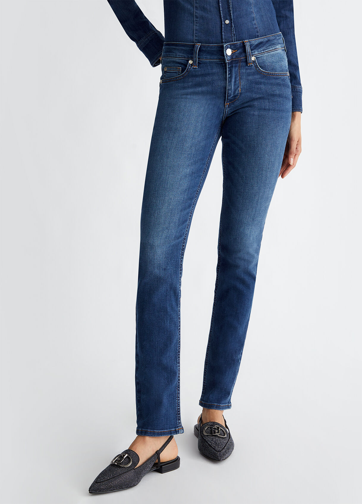 Bottom Up slim fit jeans