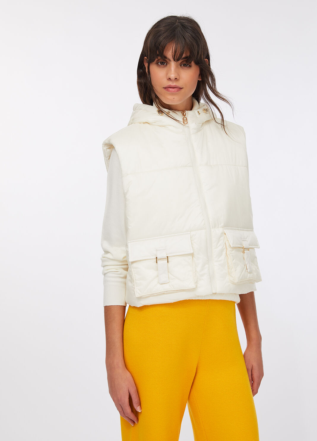 Doudoune sans manches en nylon matelass&eacute; blanc lait Liu Jo - large image number 0