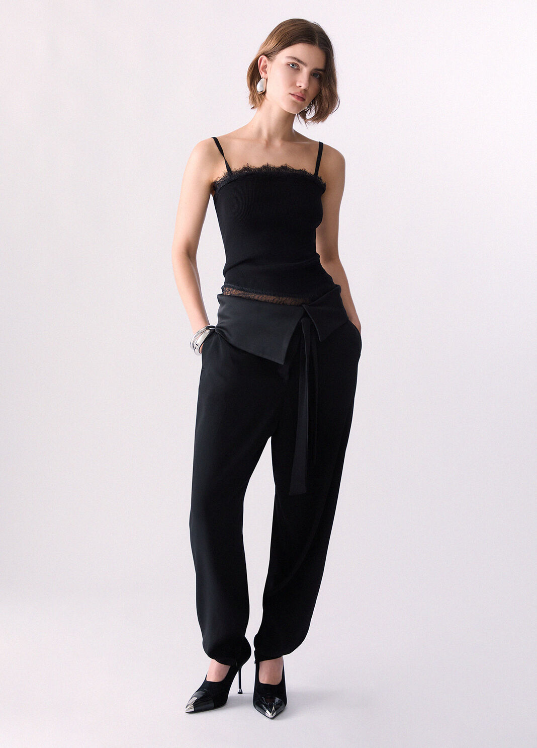 Asymmetrisches Top mit Spitzendetails schwarz Liu Jo - large image number 5