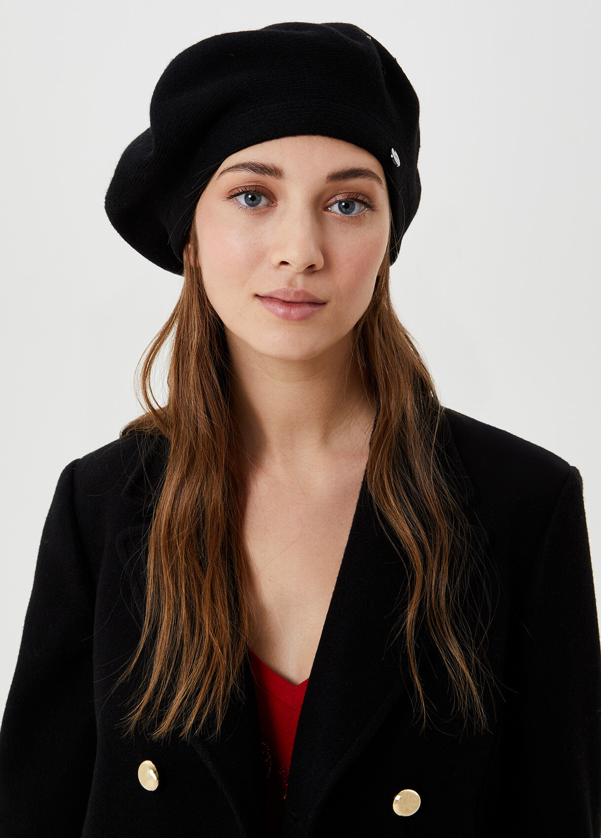 Black studded beret Clearance
