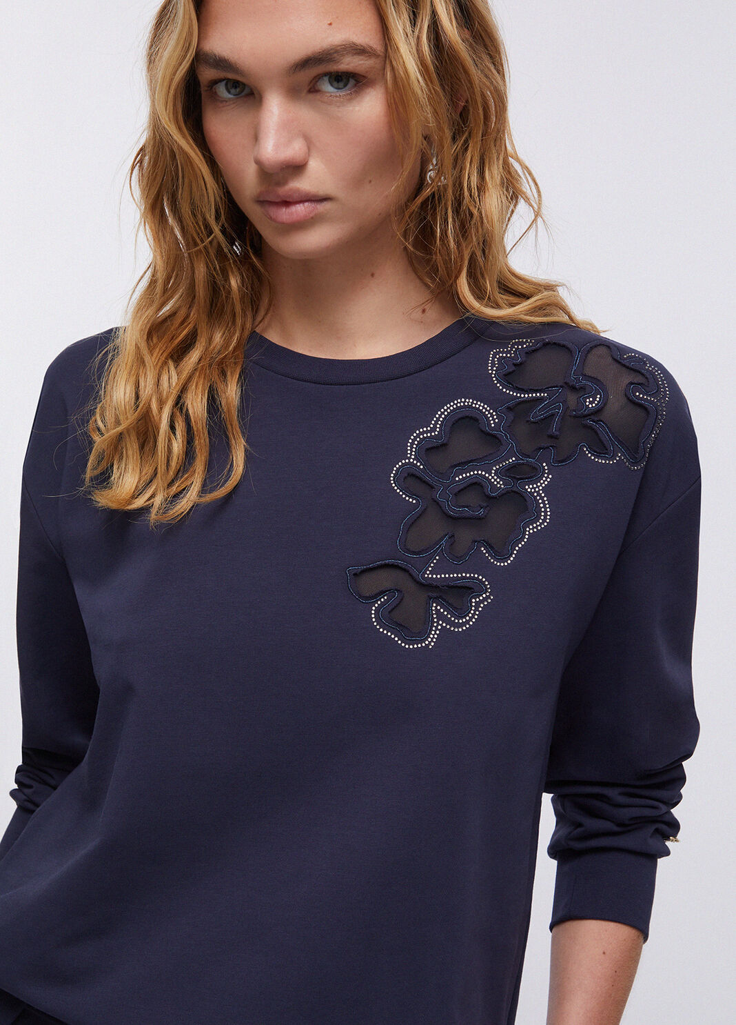 Sweatshirt mit Blumenstickereien Dunkelblau Liu Jo - large image number 4