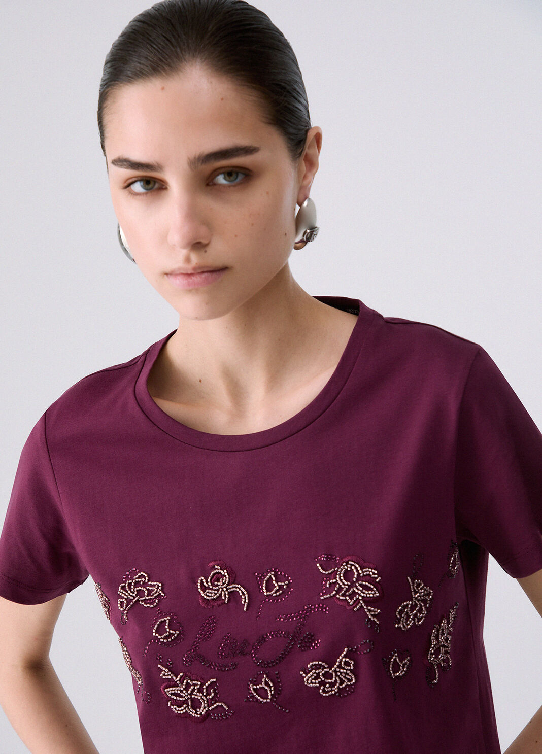 T-shirt avec strass aubergine et ramage Liu Jo - large image number 4