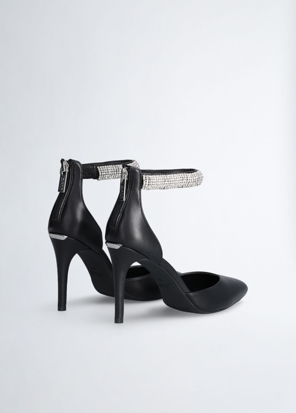 Two piece jewel court shoes