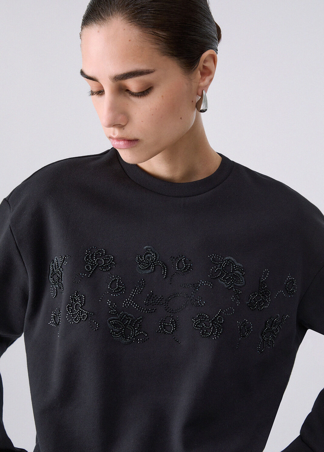 Sweatshirt mit Applikationen Schmuck Schwarz/Ranke Liu Jo - large image number 4