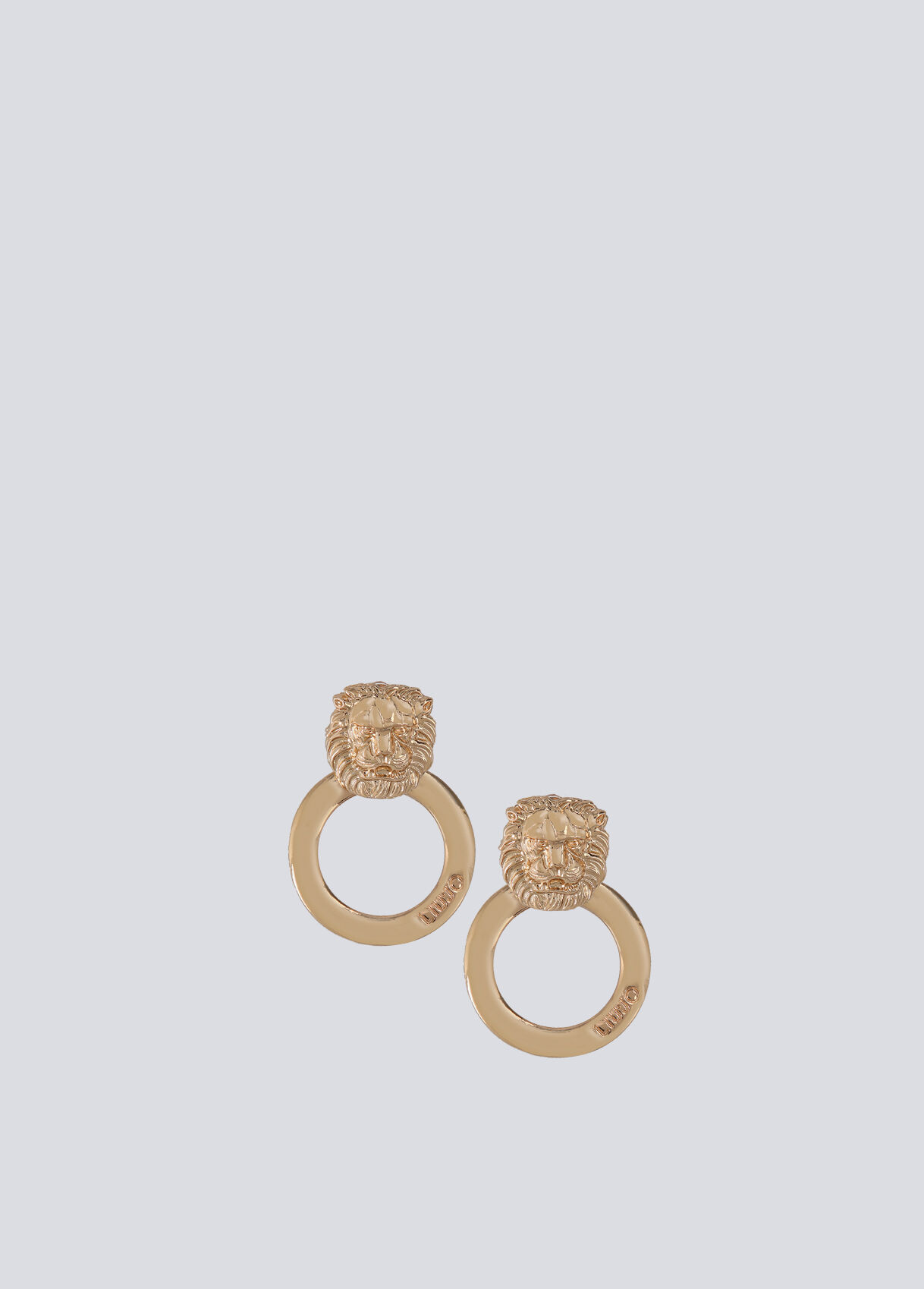 Round earrings with lion