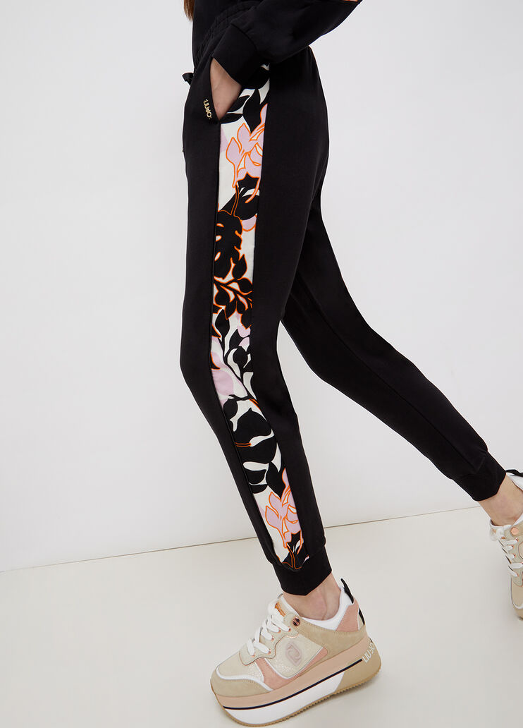 Jogginghose mit Galonstreifen Blumen Orange/Schwarz Liu Jo - large image number 2