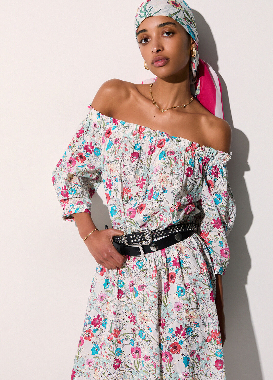 Kurzes Kleid mit Blumen Wei&szlig; mit Blumen Liu Jo - large image number 2