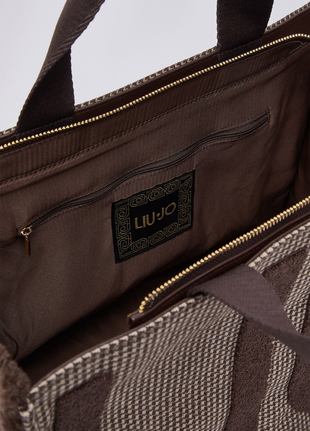 Bolso tote grande de tela a cuadros casta&ntilde;o oscuro Liu Jo - large image number 6