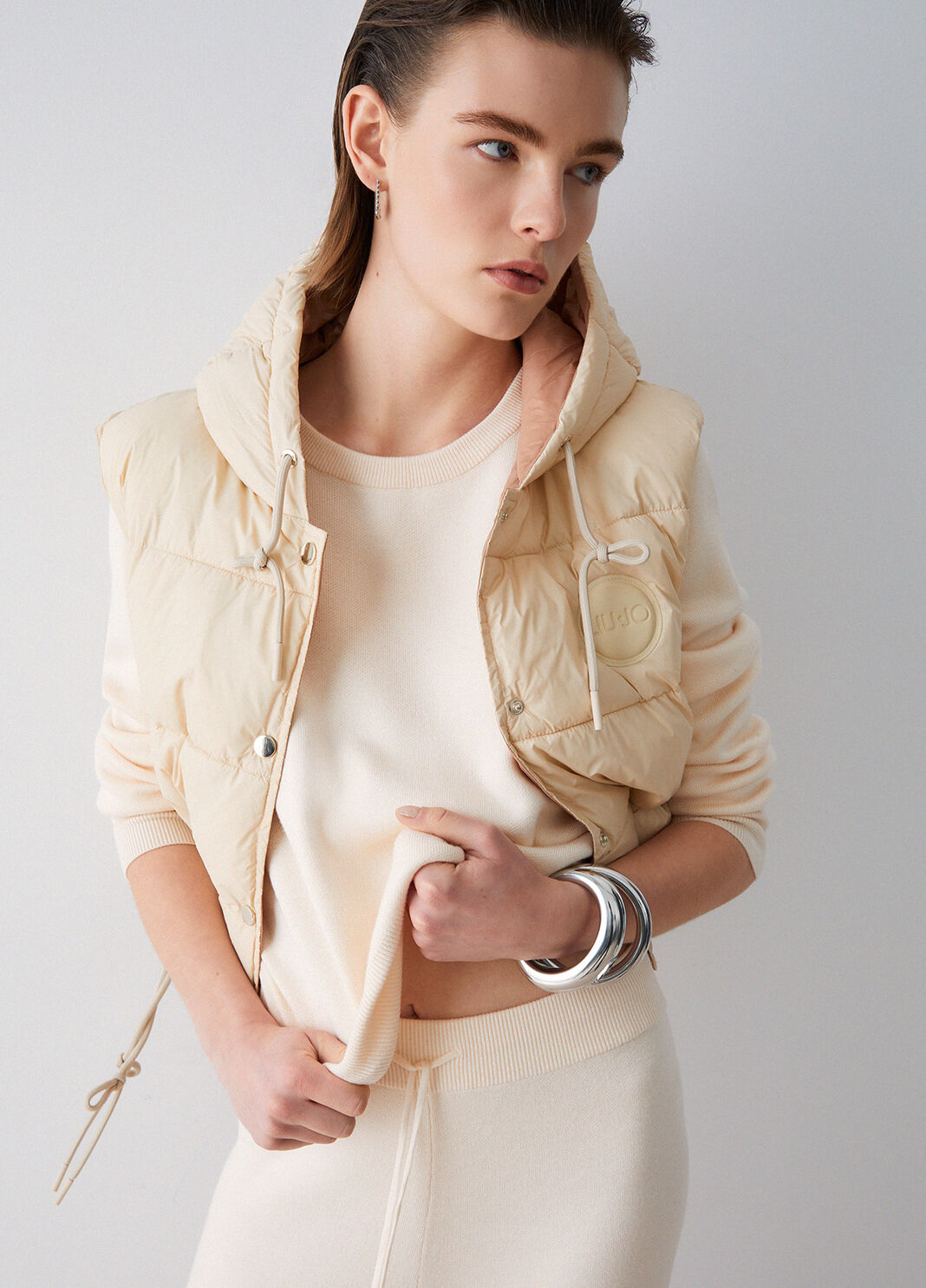 Gilet cropped &agrave; capuche beige Liu Jo - large image number 2