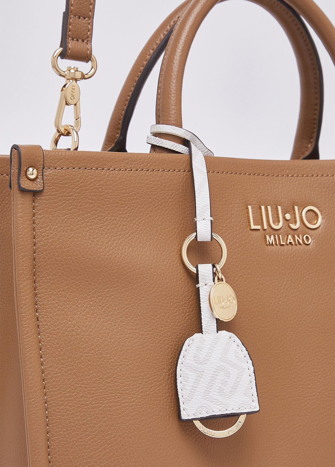 Borsa a mano media con charm marrone Liu Jo - large image number 4