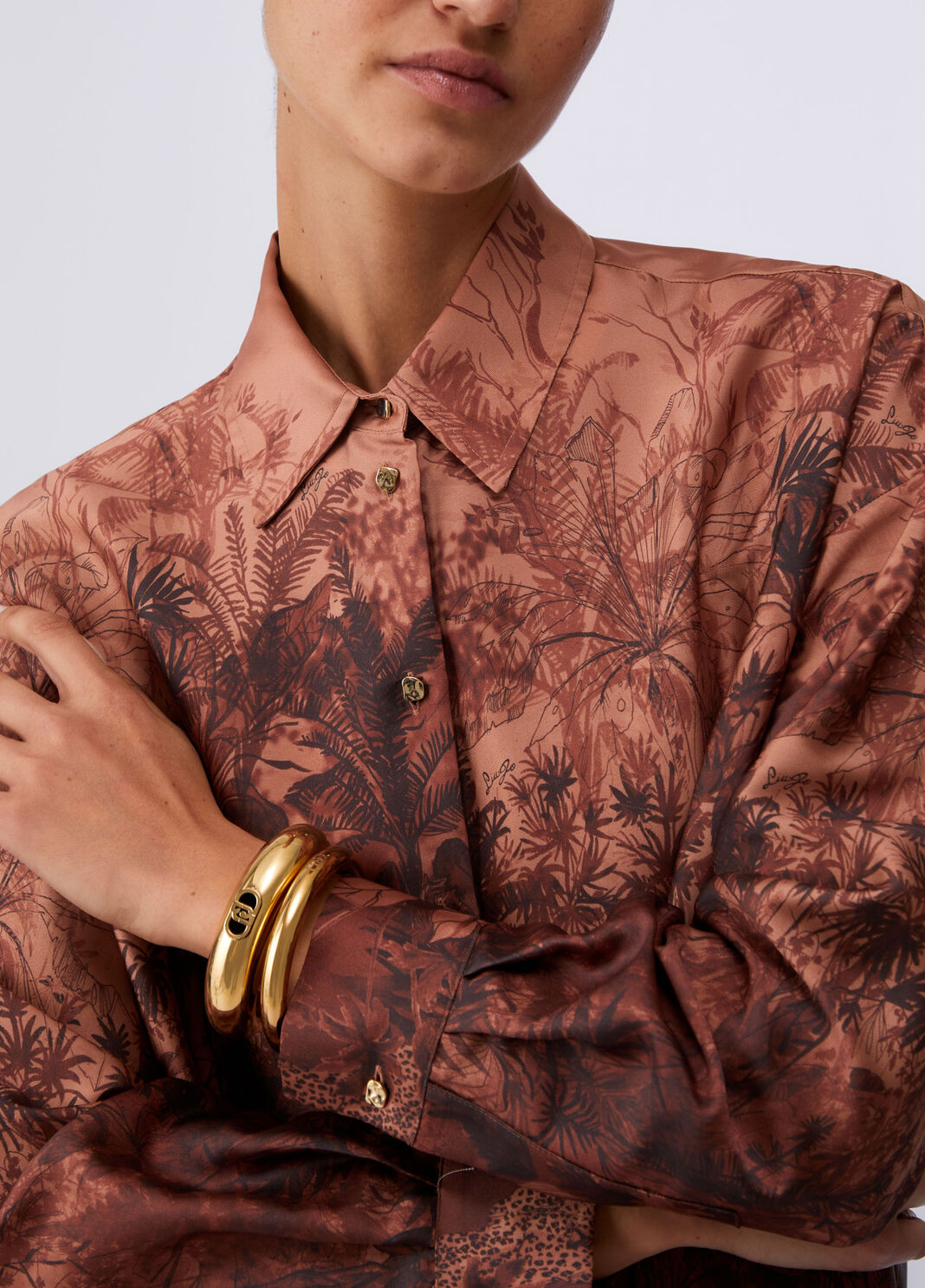 Camisa de sarga estampada marr&oacute;n Liu Jo - large image number 4