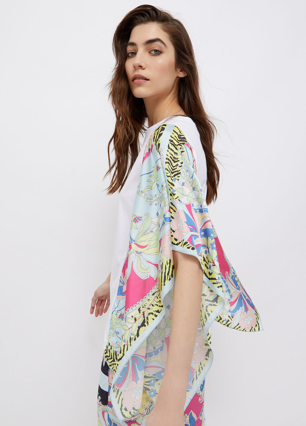 Top con detalles de raso blanco/cebra/flores Liu Jo - large image number 2