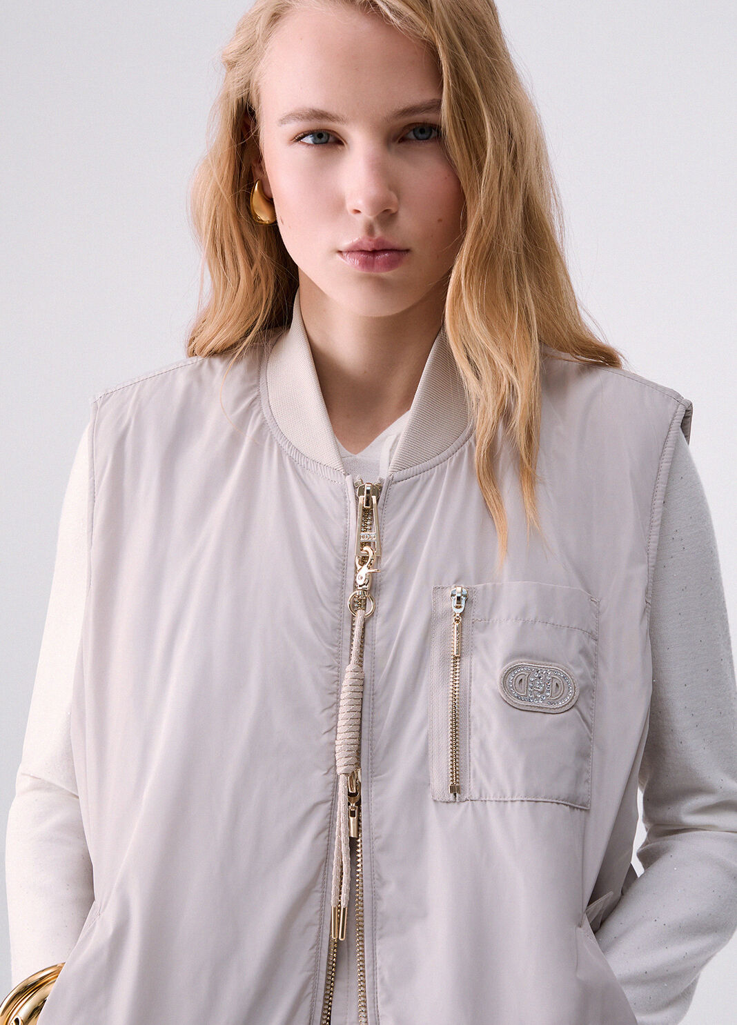Oversized vest in glossy nylon white Liu Jo - large image number 4