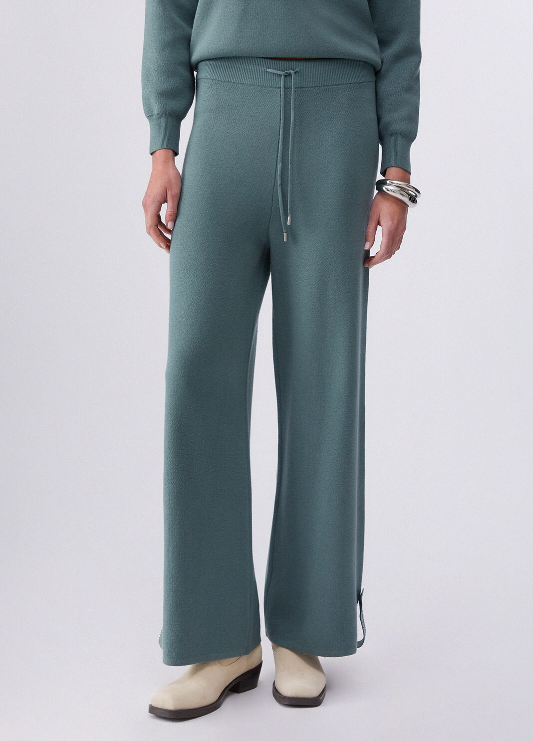 Pantal&oacute;n de punto con abalorios verde militar Liu Jo - large image number 0