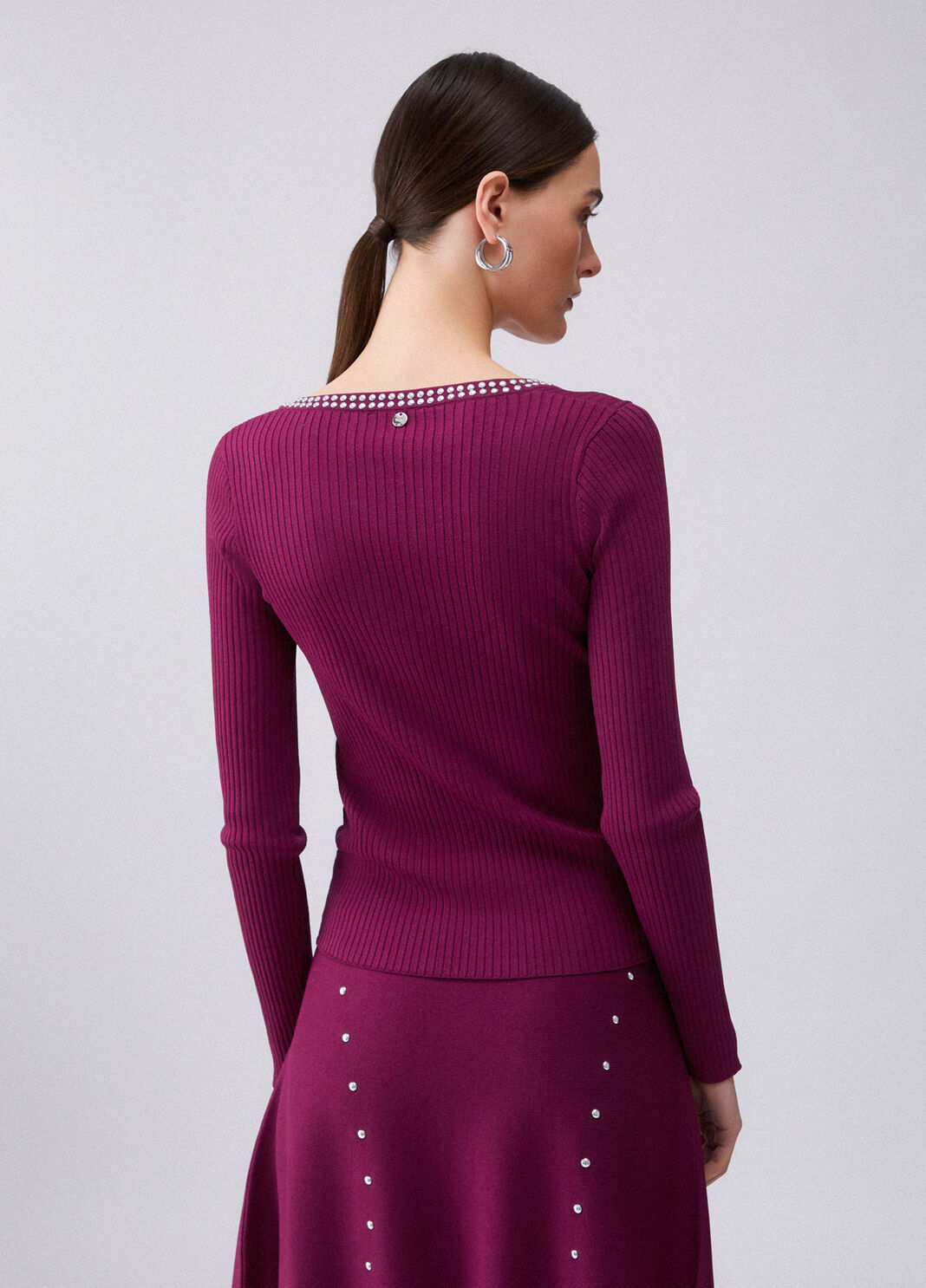 V-Ausschnitt mit Nieten violett Liu Jo - large image number 1