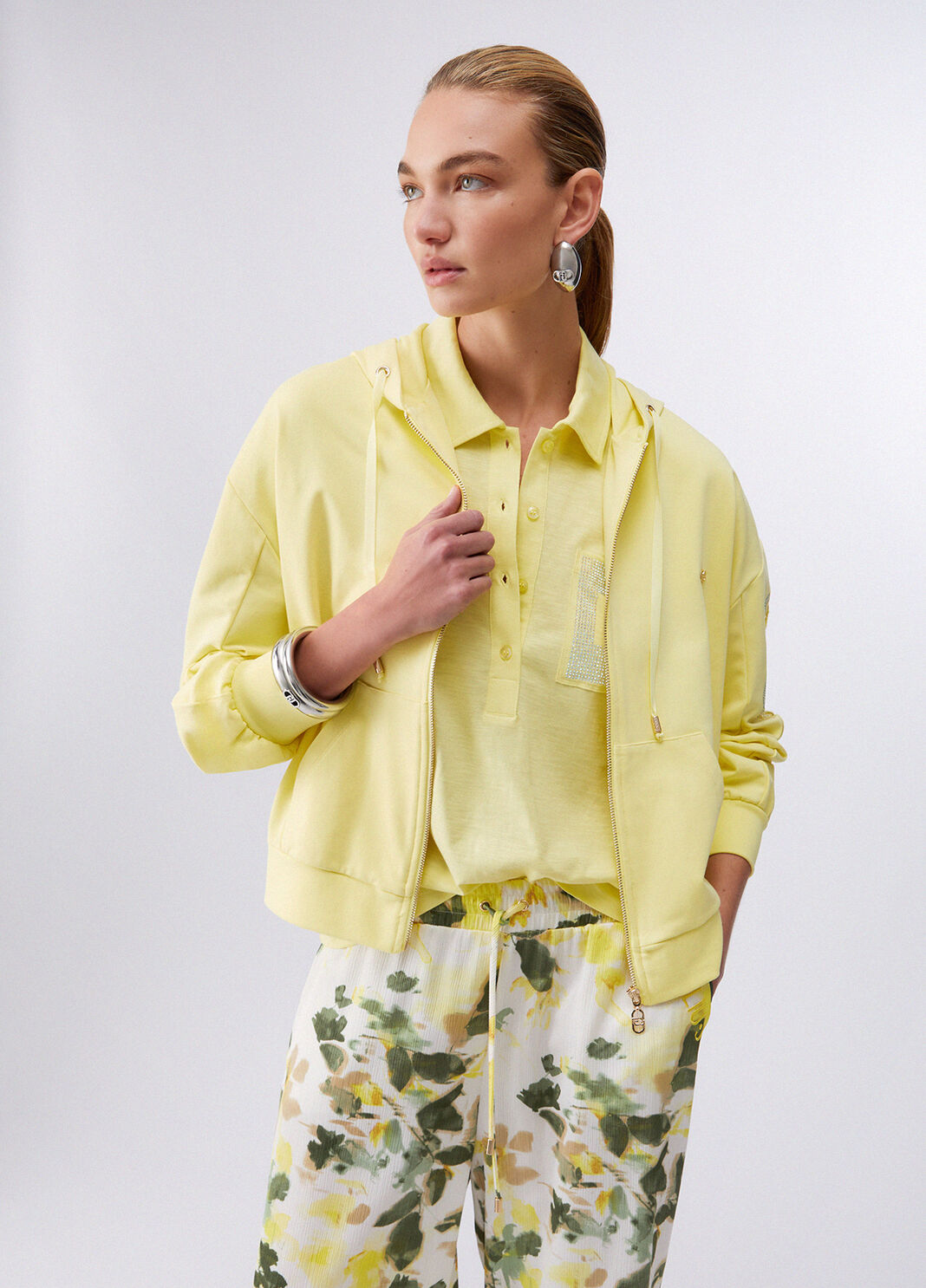 Sweatshirt mit Blumenstickereien Gelb Liu Jo - large image number 0