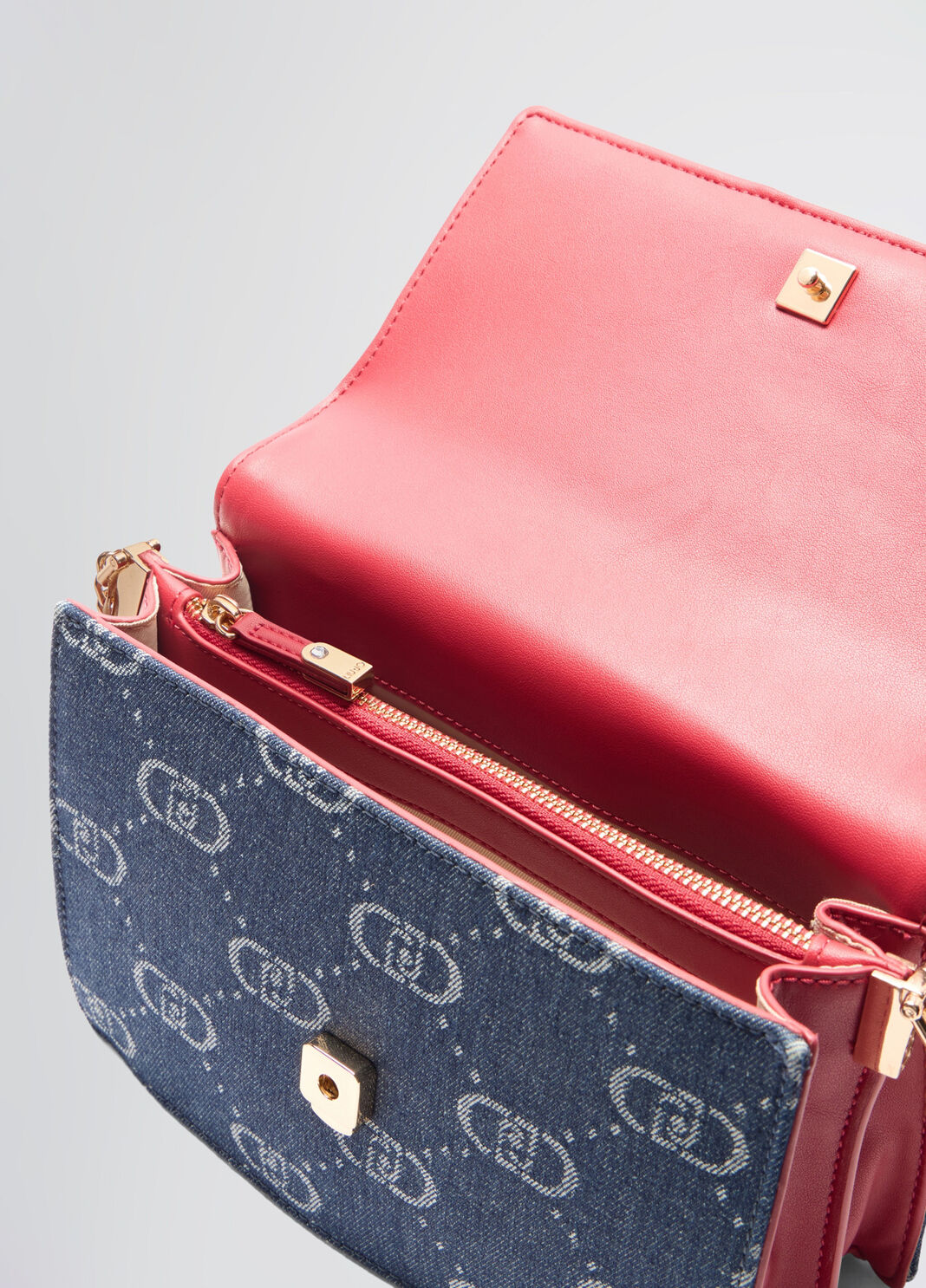 Sac &agrave; bandouli&egrave;re petit format jacquard denim bleu fonc&eacute; Liu Jo - large image number 7