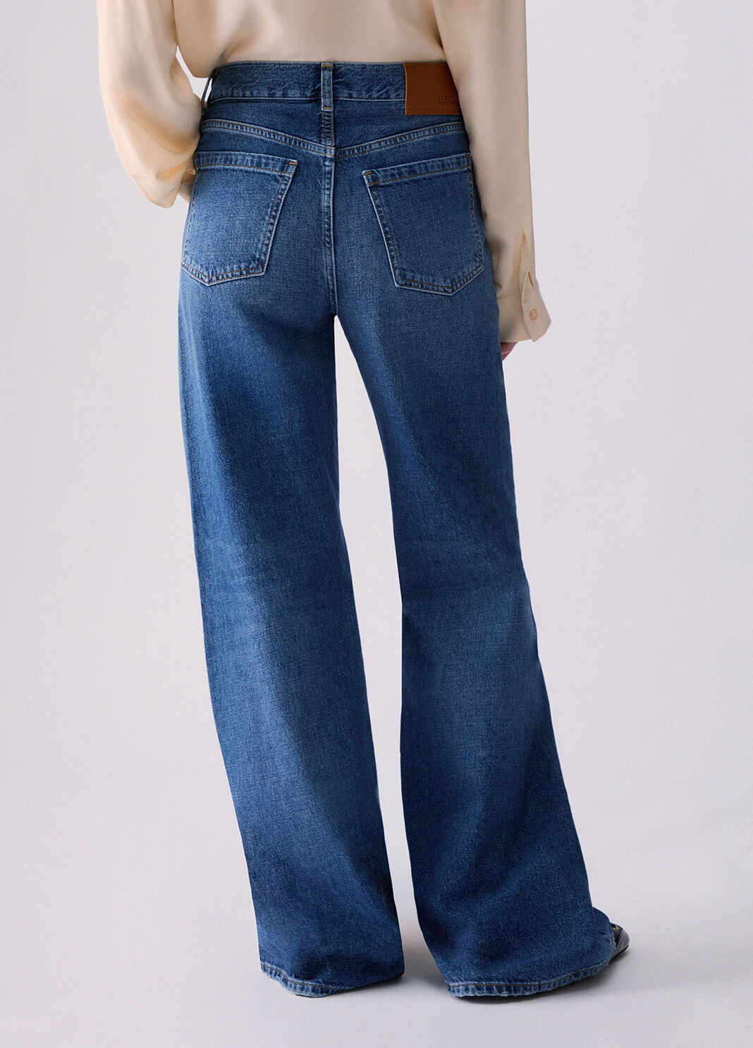 Jeans acampanados con bandana denim azul Liu Jo - large image number 1