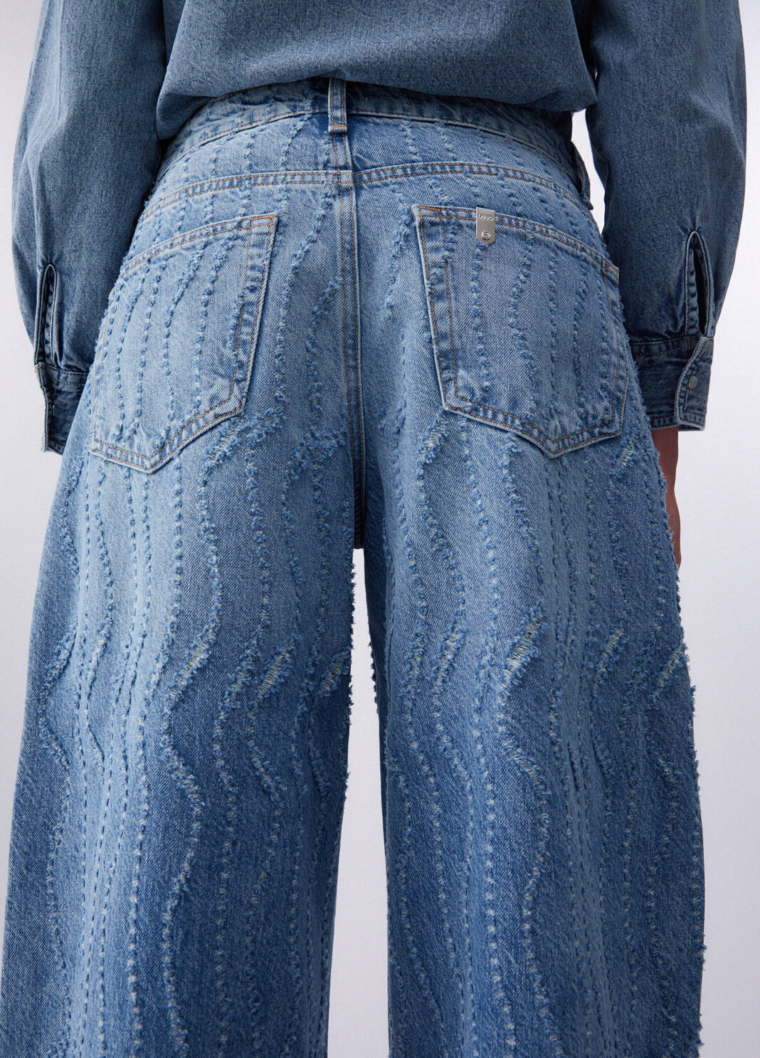 Flared jeans with laser-etched details medium wash denim Liu Jo - large image number 4