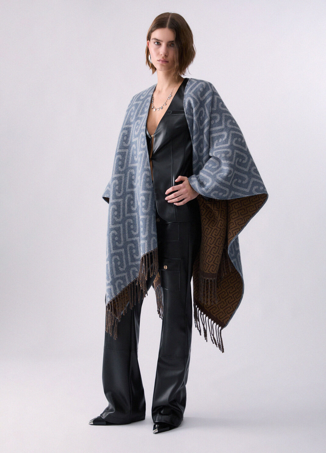 Monogram Jacquard Poncho blue denim Liu Jo - large image number 5