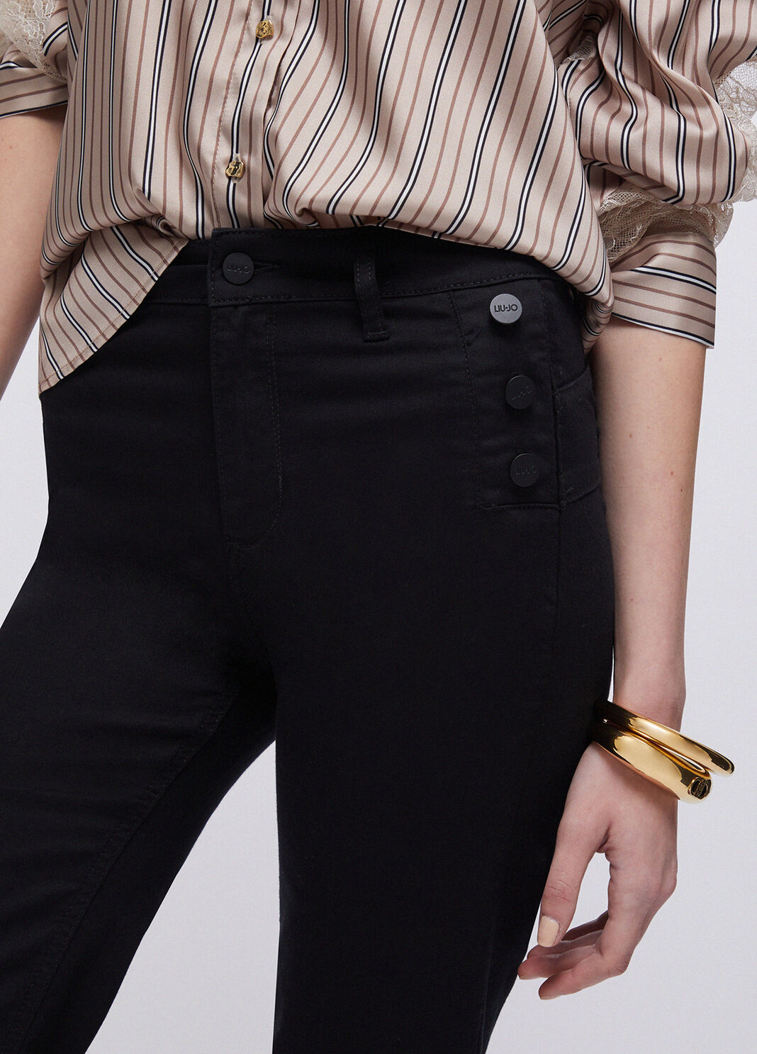 Брюки клеш с фирменными пуговицами черный Liu Jo - large image number 4