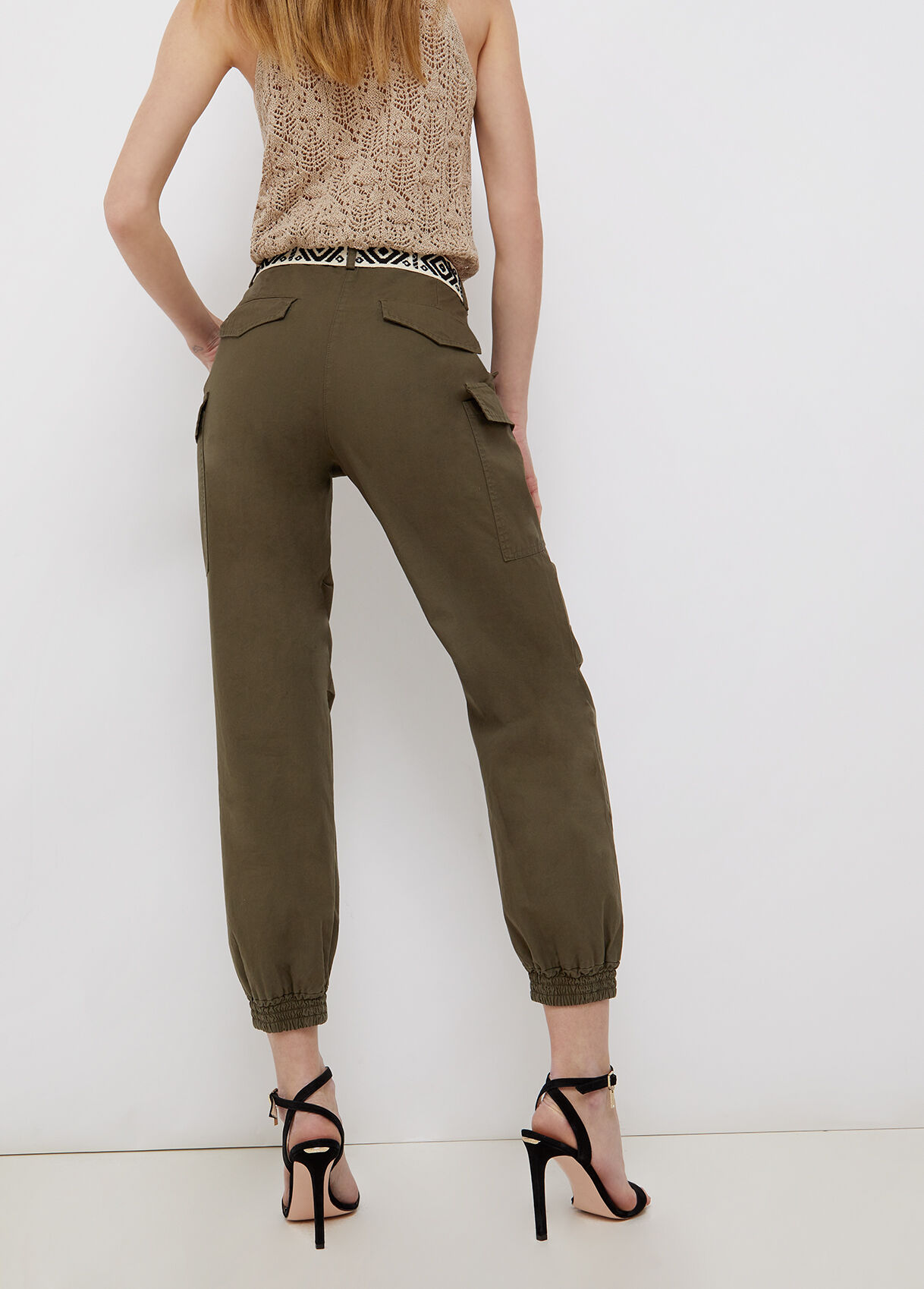 Cargo trousers with belt