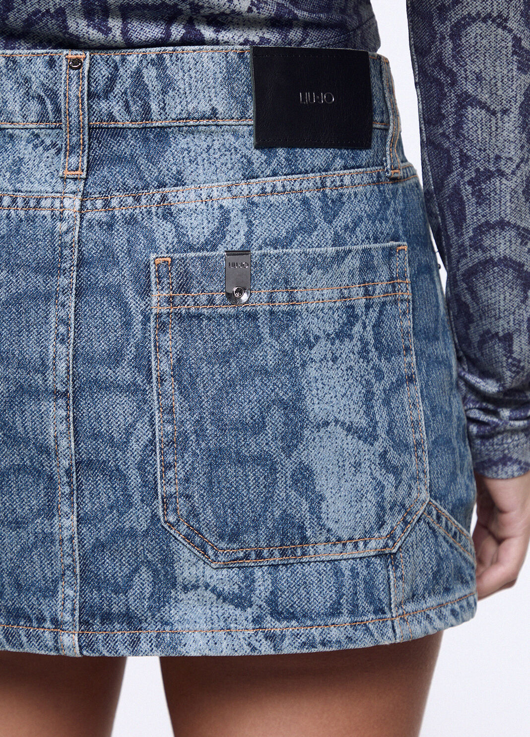 Minirock aus Denim in Python-Optik denimblau Liu Jo - large image number 4