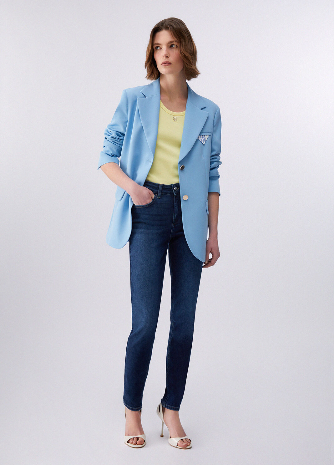 Normal geschnittener Blazer mit Pochette  Liu Jo - large image number 5